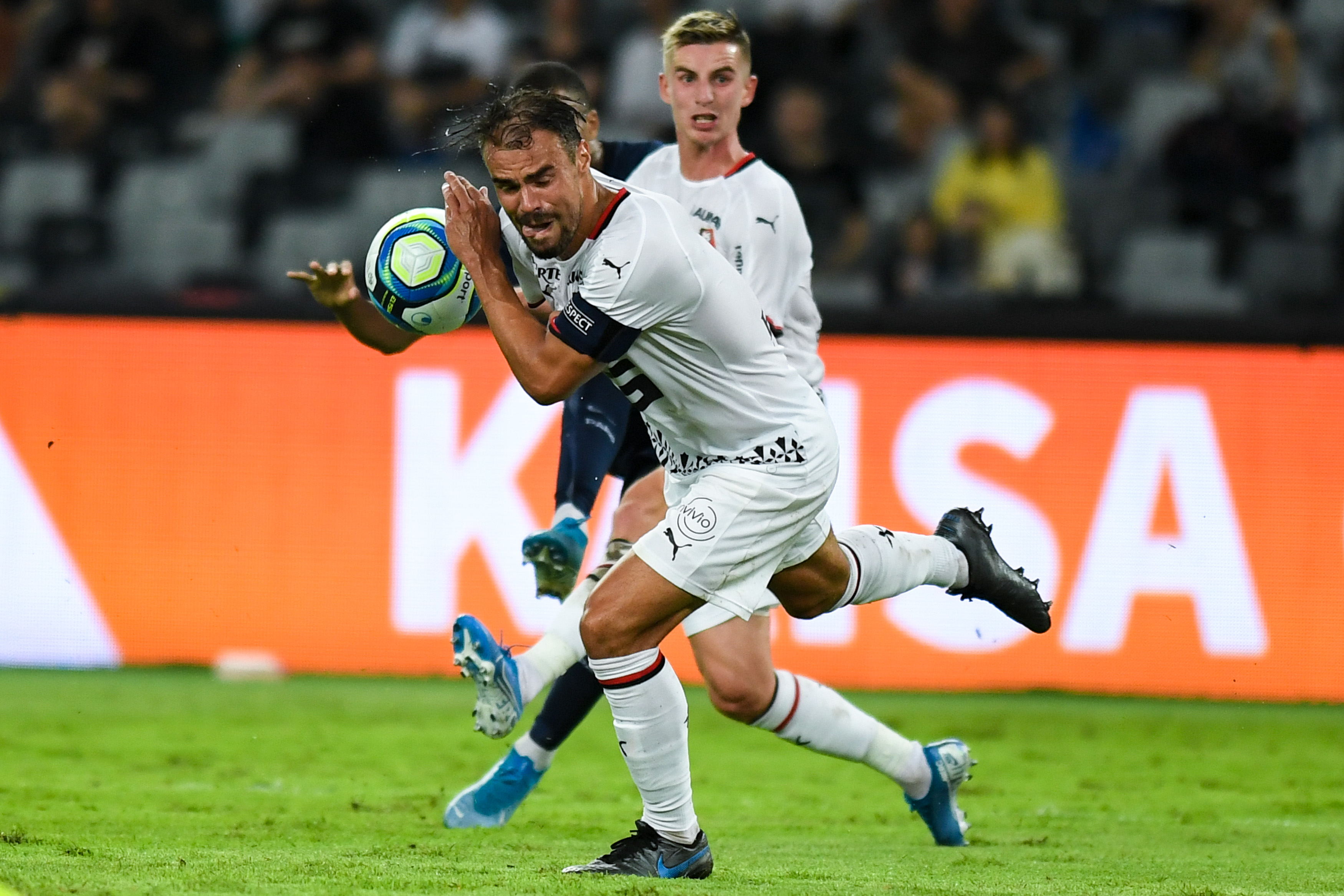 数据复盘:巴黎圣日耳曼常规赛对阵阿森纳,胡金秋效率值爆表 数据复盘:巴黎圣日耳曼常规赛对阵阿森纳,胡金秋效率值爆表