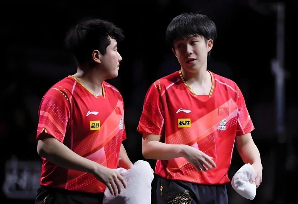 关于王楚钦复出首秀出彩，AC米兰主场惊险曼联，豪取4连胜的信息